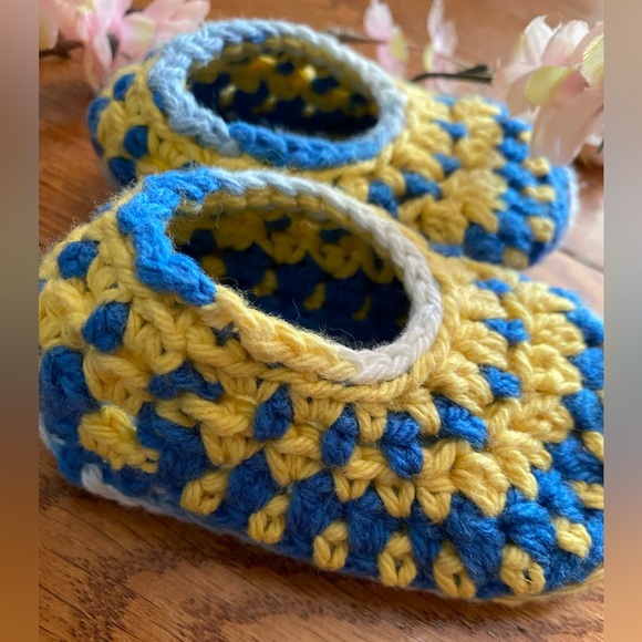 Baby Booties | Handmade | Crochet - Picture 3 of 4
